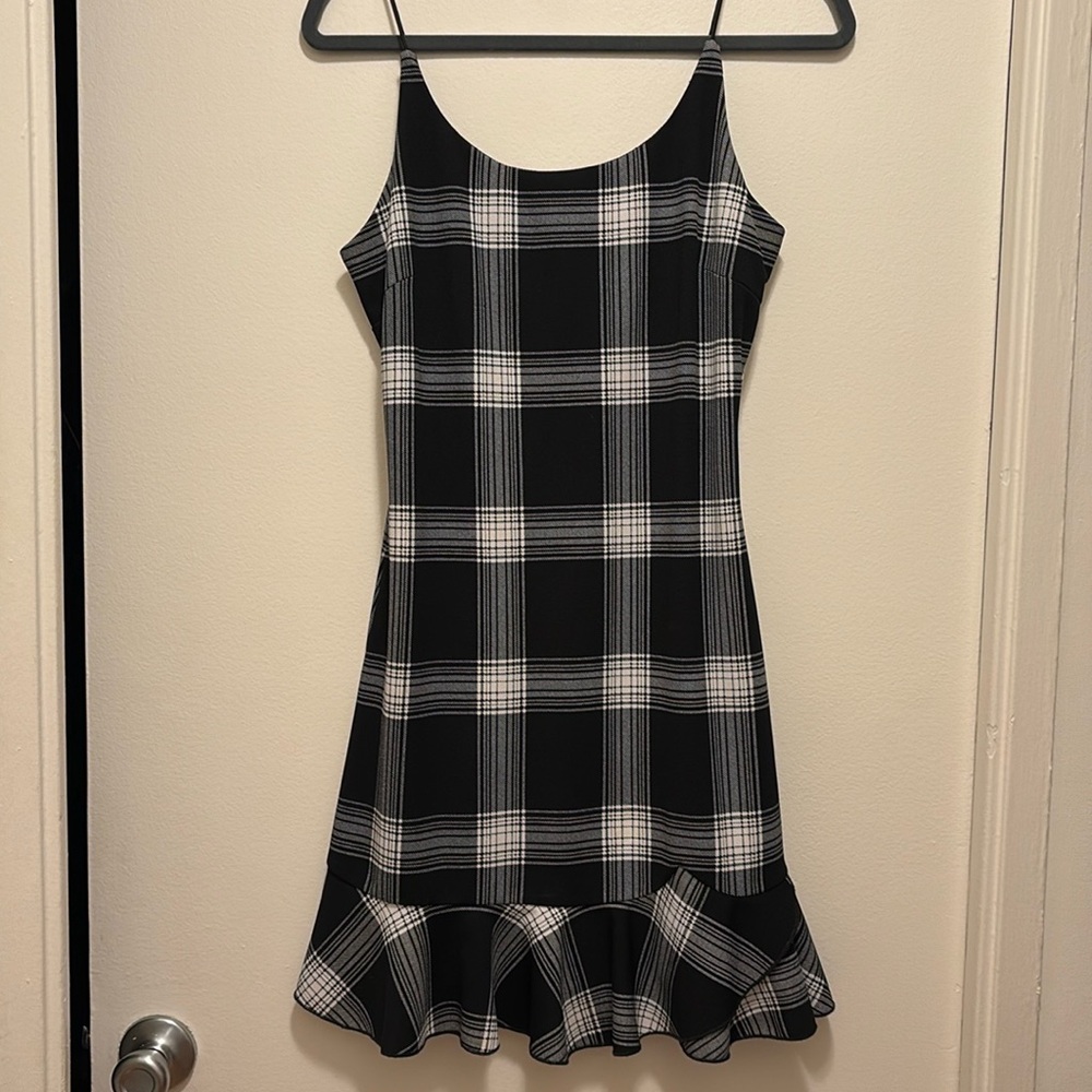 Black and white plaid minidress, spaghetti straps, Aqua brand, size L